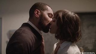 Бородатый студент загнул раком молодую училку и выебал в пизду длинным членом